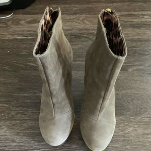 Leather platform boots